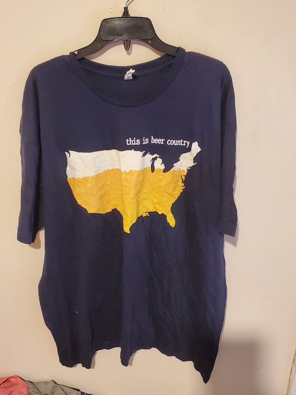 Navy 'This Is Beer Country' USA Graphic Tee